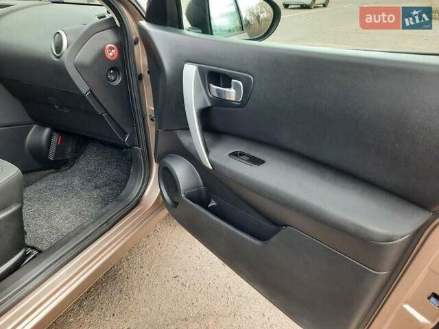 Коричневый Ниссан Кашкай, объемом двигателя 2 л и пробегом 208 тыс. км за 8870 $, фото 94 на Automoto.ua