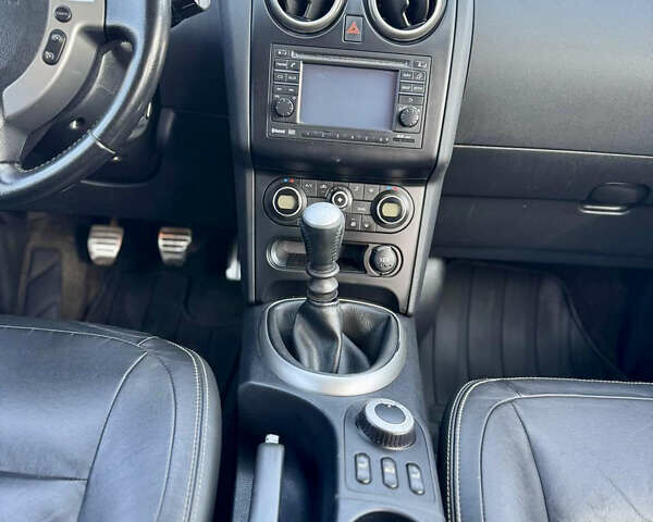 Коричневий Ніссан Кашкай, об'ємом двигуна 2 л та пробігом 220 тис. км за 10900 $, фото 17 на Automoto.ua