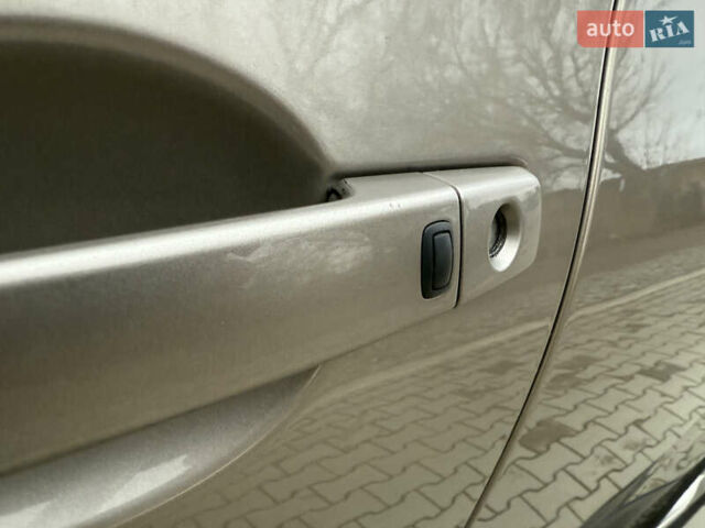 Коричневый Ниссан Кашкай, объемом двигателя 1.6 л и пробегом 240 тыс. км за 9500 $, фото 46 на Automoto.ua