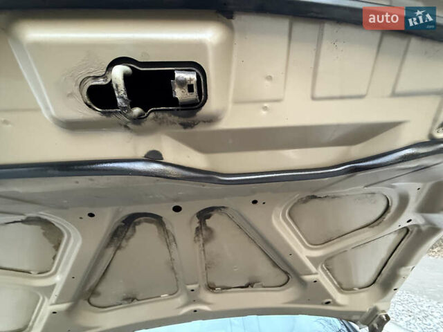 Коричневый Ниссан Кашкай, объемом двигателя 1.6 л и пробегом 240 тыс. км за 9500 $, фото 43 на Automoto.ua