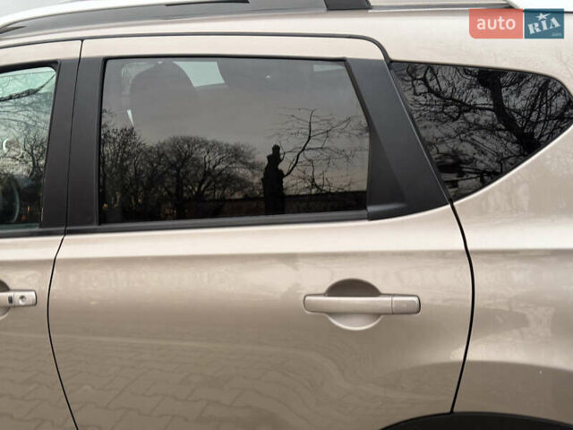 Коричневый Ниссан Кашкай, объемом двигателя 1.6 л и пробегом 240 тыс. км за 9500 $, фото 7 на Automoto.ua