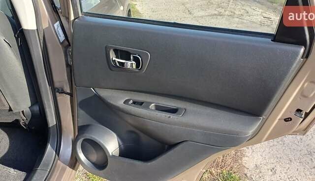 Коричневый Ниссан Кашкай, объемом двигателя 1.46 л и пробегом 195 тыс. км за 10900 $, фото 19 на Automoto.ua