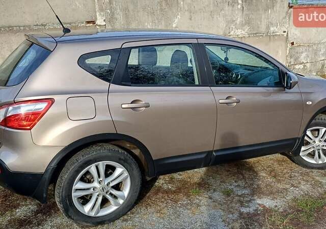 Коричневый Ниссан Кашкай, объемом двигателя 1.46 л и пробегом 195 тыс. км за 10900 $, фото 9 на Automoto.ua