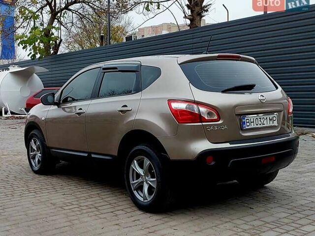 Коричневый Ниссан Кашкай, объемом двигателя 2 л и пробегом 145 тыс. км за 8999 $, фото 10 на Automoto.ua