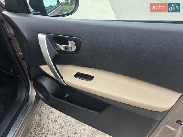 Коричневий Ніссан Кашкай, об'ємом двигуна 1.6 л та пробігом 224 тис. км за 9850 $, фото 47 на Automoto.ua