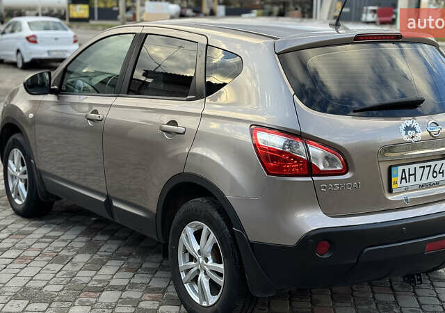 Коричневый Ниссан Кашкай, объемом двигателя 2 л и пробегом 239 тыс. км за 9450 $, фото 7 на Automoto.ua