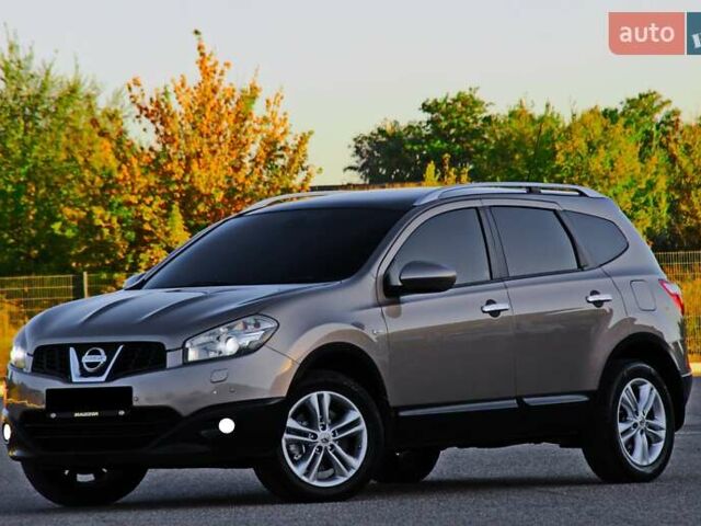 Коричневий Ніссан Кашкай, об'ємом двигуна 2 л та пробігом 132 тис. км за 11800 $, фото 4 на Automoto.ua