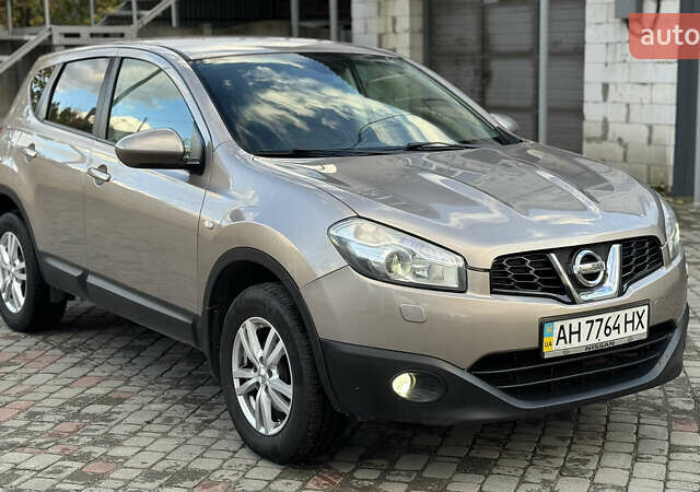 Коричневый Ниссан Кашкай, объемом двигателя 2 л и пробегом 239 тыс. км за 9450 $, фото 4 на Automoto.ua
