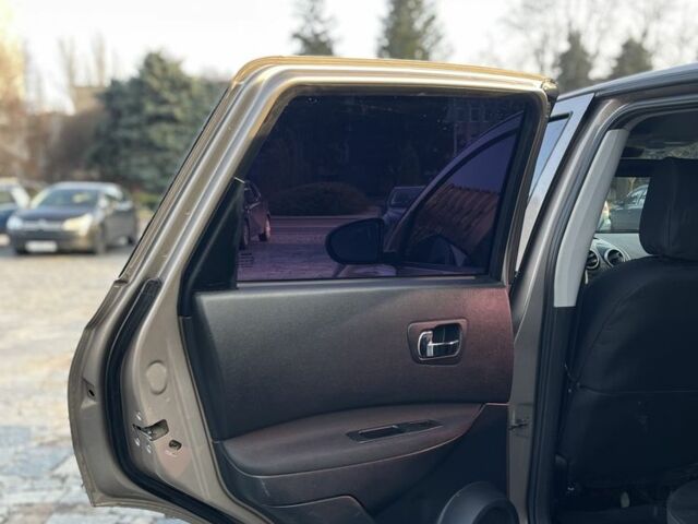 Коричневий Ніссан Кашкай, об'ємом двигуна 2 л та пробігом 210 тис. км за 7999 $, фото 13 на Automoto.ua