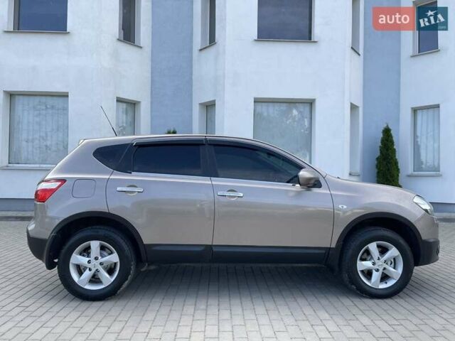 Коричневий Ніссан Кашкай, об'ємом двигуна 2 л та пробігом 183 тис. км за 10999 $, фото 5 на Automoto.ua