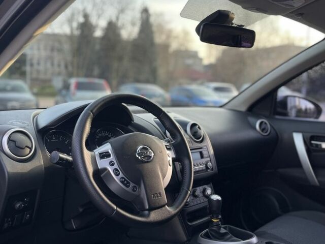 Коричневий Ніссан Кашкай, об'ємом двигуна 2 л та пробігом 210 тис. км за 7999 $, фото 12 на Automoto.ua