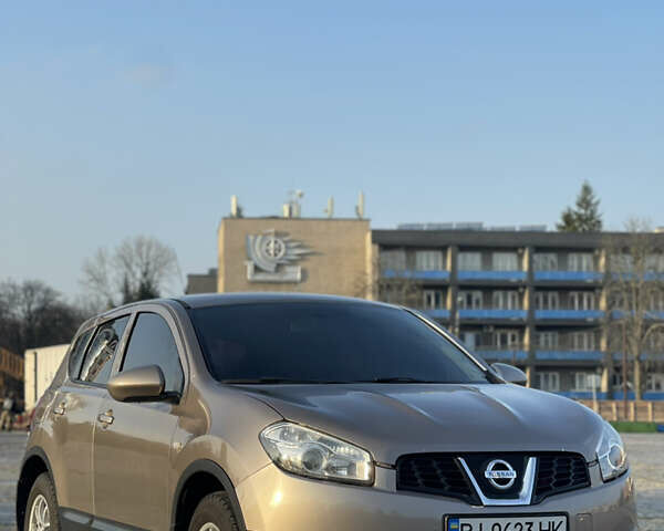 Коричневый Ниссан Кашкай, объемом двигателя 2 л и пробегом 210 тыс. км за 7299 $, фото 1 на Automoto.ua