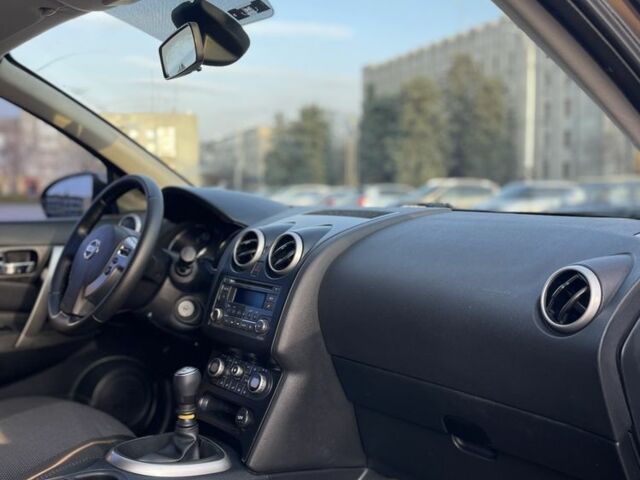 Коричневий Ніссан Кашкай, об'ємом двигуна 2 л та пробігом 210 тис. км за 7999 $, фото 17 на Automoto.ua