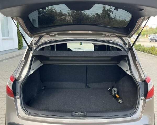 Коричневий Ніссан Кашкай, об'ємом двигуна 2 л та пробігом 183 тис. км за 10999 $, фото 11 на Automoto.ua