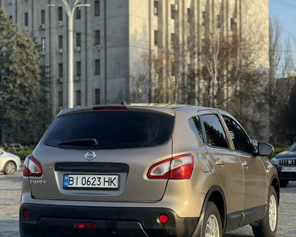 Коричневый Ниссан Кашкай, объемом двигателя 2 л и пробегом 210 тыс. км за 7299 $, фото 4 на Automoto.ua