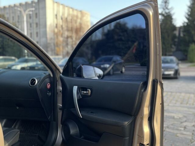 Коричневий Ніссан Кашкай, об'ємом двигуна 2 л та пробігом 210 тис. км за 7999 $, фото 16 на Automoto.ua