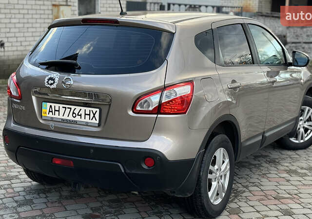 Коричневый Ниссан Кашкай, объемом двигателя 2 л и пробегом 239 тыс. км за 9450 $, фото 2 на Automoto.ua