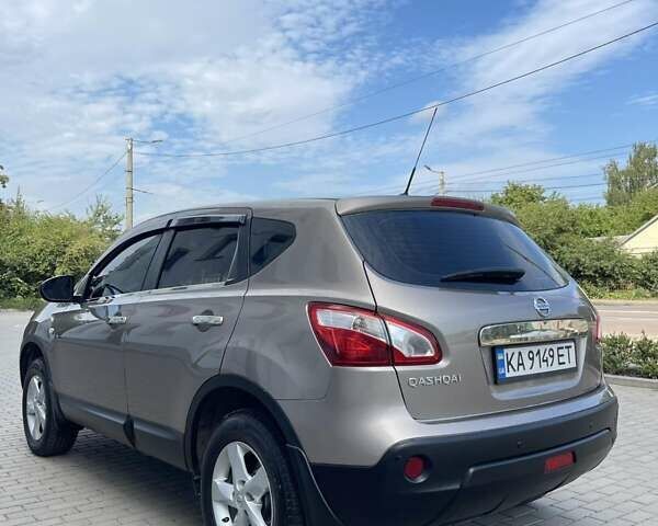 Коричневий Ніссан Кашкай, об'ємом двигуна 2 л та пробігом 183 тис. км за 10999 $, фото 7 на Automoto.ua