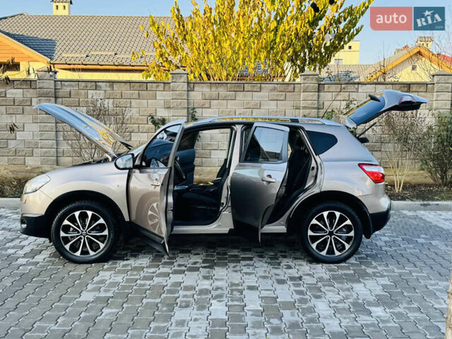 Коричневый Ниссан Кашкай, объемом двигателя 2 л и пробегом 183 тыс. км за 10200 $, фото 12 на Automoto.ua