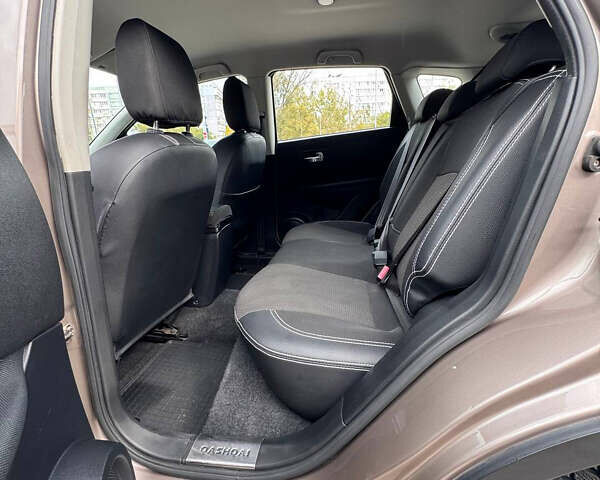 Коричневий Ніссан Кашкай, об'ємом двигуна 1.6 л та пробігом 95 тис. км за 12499 $, фото 18 на Automoto.ua