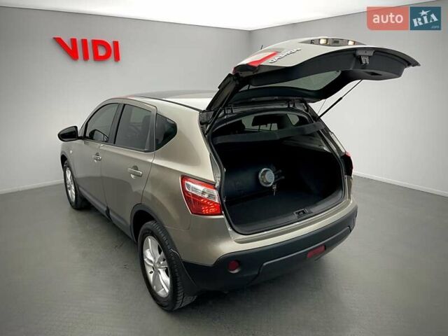 Коричневый Ниссан Кашкай, объемом двигателя 2 л и пробегом 138 тыс. км за 12091 $, фото 6 на Automoto.ua