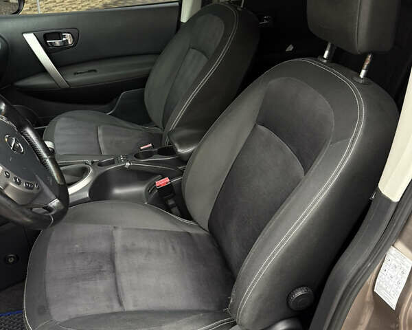 Коричневый Ниссан Кашкай, объемом двигателя 1.6 л и пробегом 194 тыс. км за 7800 $, фото 25 на Automoto.ua