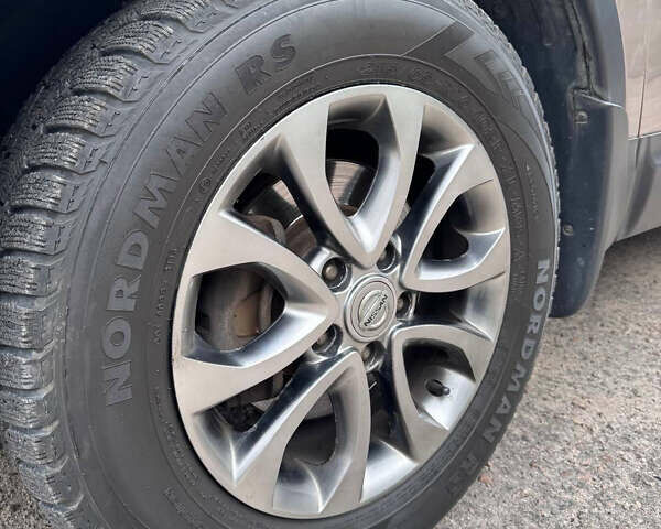 Коричневий Ніссан Кашкай, об'ємом двигуна 1.6 л та пробігом 95 тис. км за 12499 $, фото 5 на Automoto.ua