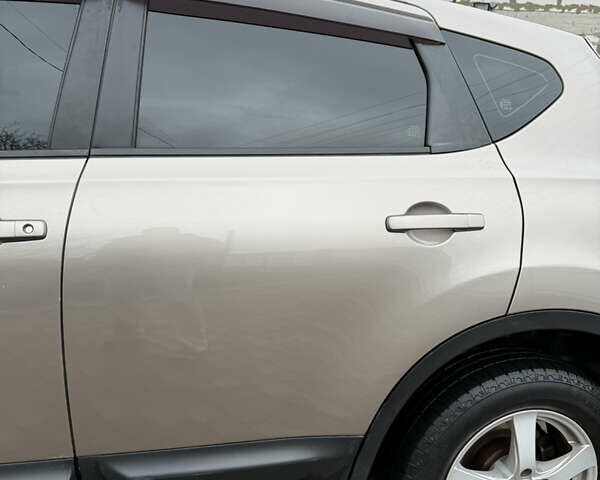 Коричневый Ниссан Кашкай, объемом двигателя 1.6 л и пробегом 194 тыс. км за 7800 $, фото 13 на Automoto.ua