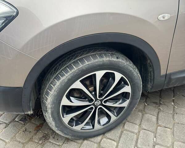 Коричневый Ниссан Кашкай, объемом двигателя 2 л и пробегом 232 тыс. км за 11200 $, фото 25 на Automoto.ua