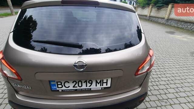 Коричневий Ніссан Кашкай, об'ємом двигуна 1.6 л та пробігом 121 тис. км за 10400 $, фото 7 на Automoto.ua