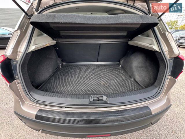 Коричневий Ніссан Кашкай, об'ємом двигуна 1.6 л та пробігом 95 тис. км за 12499 $, фото 33 на Automoto.ua