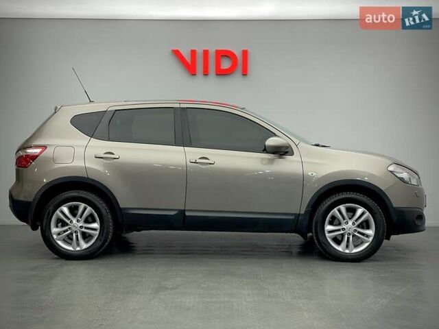 Коричневый Ниссан Кашкай, объемом двигателя 2 л и пробегом 138 тыс. км за 12091 $, фото 3 на Automoto.ua