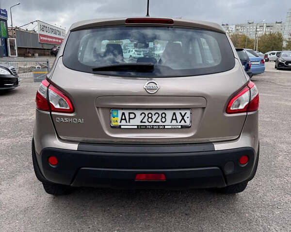 Коричневий Ніссан Кашкай, об'ємом двигуна 1.6 л та пробігом 95 тис. км за 12499 $, фото 7 на Automoto.ua