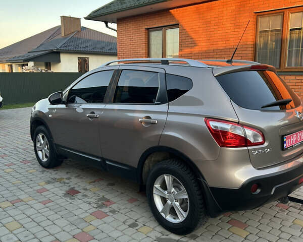 Коричневий Ніссан Кашкай, об'ємом двигуна 1.5 л та пробігом 232 тис. км за 10999 $, фото 7 на Automoto.ua