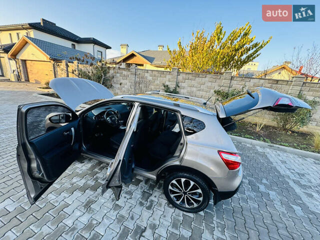 Коричневый Ниссан Кашкай, объемом двигателя 2 л и пробегом 183 тыс. км за 10200 $, фото 6 на Automoto.ua