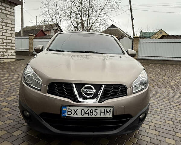 Коричневый Ниссан Кашкай, объемом двигателя 1.6 л и пробегом 194 тыс. км за 7800 $, фото 1 на Automoto.ua