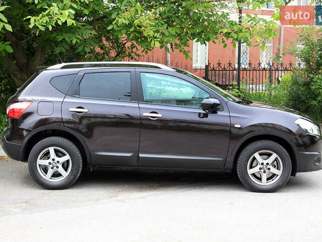 Коричневый Ниссан Кашкай, объемом двигателя 2 л и пробегом 164 тыс. км за 13300 $, фото 5 на Automoto.ua