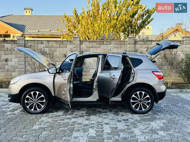 Коричневый Ниссан Кашкай, объемом двигателя 2 л и пробегом 183 тыс. км за 10200 $, фото 1 на Automoto.ua