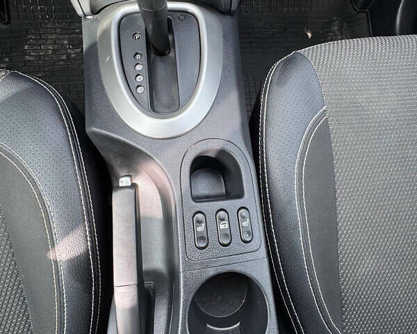 Коричневий Ніссан Кашкай, об'ємом двигуна 1.6 л та пробігом 95 тис. км за 12499 $, фото 23 на Automoto.ua