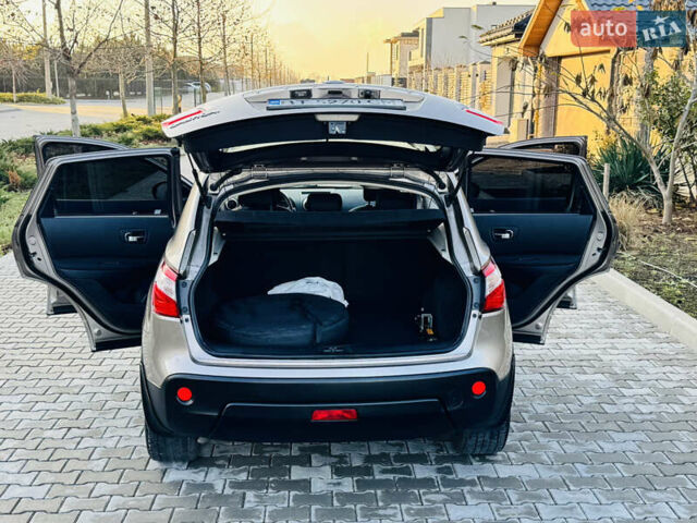 Коричневый Ниссан Кашкай, объемом двигателя 2 л и пробегом 183 тыс. км за 10200 $, фото 71 на Automoto.ua