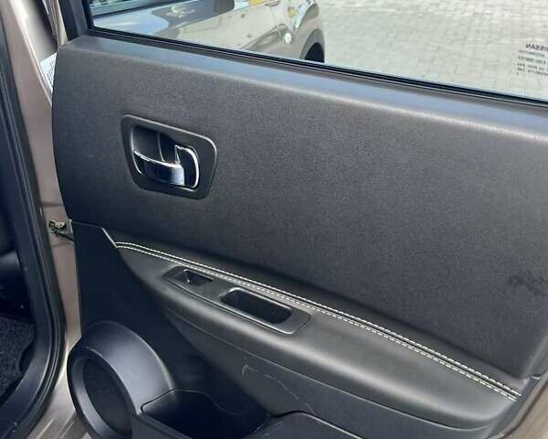 Коричневый Ниссан Кашкай, объемом двигателя 1.6 л и пробегом 255 тыс. км за 11500 $, фото 18 на Automoto.ua