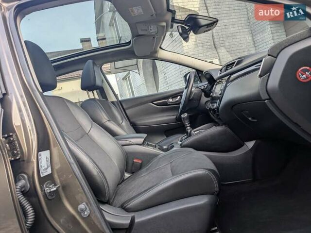 Коричневый Ниссан Кашкай, объемом двигателя 1.6 л и пробегом 101 тыс. км за 15300 $, фото 22 на Automoto.ua