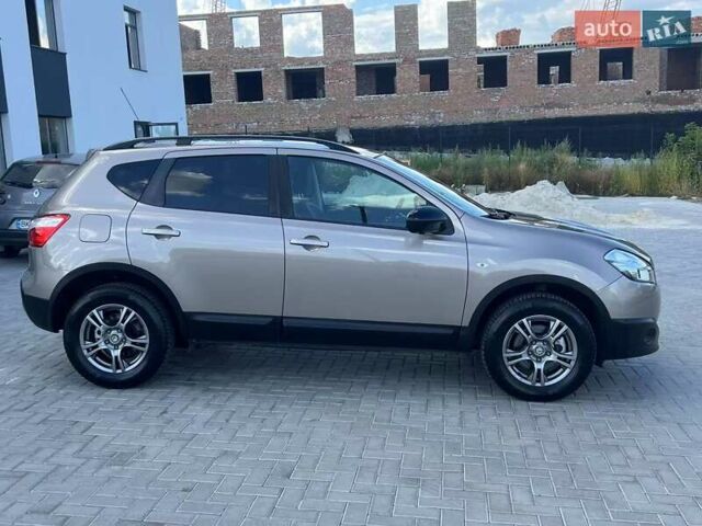 Коричневый Ниссан Кашкай, объемом двигателя 1.6 л и пробегом 255 тыс. км за 11500 $, фото 3 на Automoto.ua