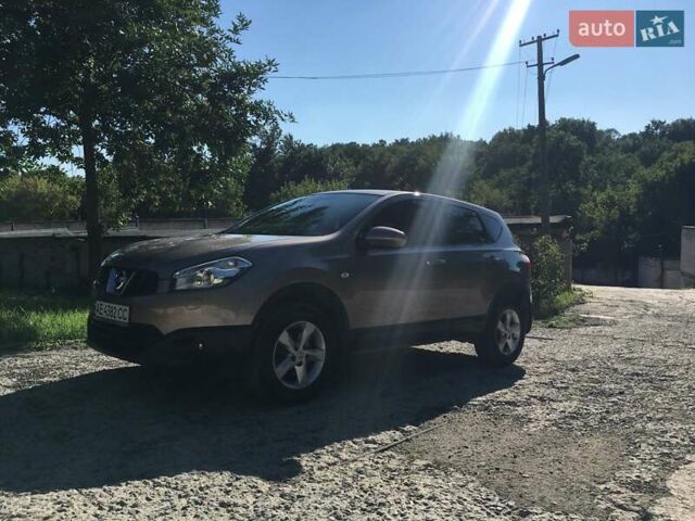 Коричневый Ниссан Кашкай, объемом двигателя 1.6 л и пробегом 196 тыс. км за 10500 $, фото 11 на Automoto.ua