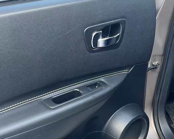 Коричневый Ниссан Кашкай, объемом двигателя 1.6 л и пробегом 255 тыс. км за 11500 $, фото 14 на Automoto.ua