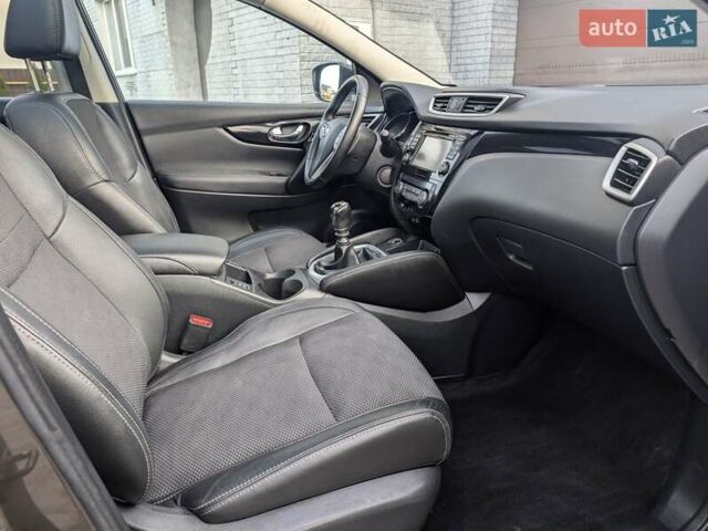 Коричневый Ниссан Кашкай, объемом двигателя 1.6 л и пробегом 101 тыс. км за 15300 $, фото 21 на Automoto.ua