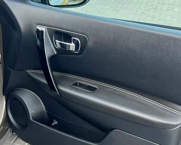 Коричневый Ниссан Кашкай, объемом двигателя 1.6 л и пробегом 255 тыс. км за 11500 $, фото 16 на Automoto.ua