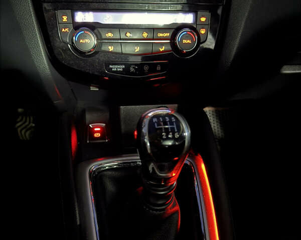 Коричневый Ниссан Кашкай, объемом двигателя 1.5 л и пробегом 280 тыс. км за 14900 $, фото 17 на Automoto.ua