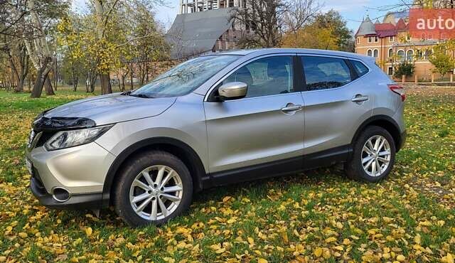 Коричневий Ніссан Кашкай, об'ємом двигуна 1.6 л та пробігом 200 тис. км за 12000 $, фото 17 на Automoto.ua