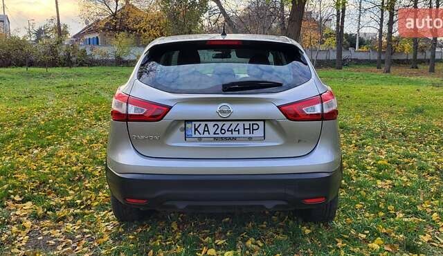 Коричневий Ніссан Кашкай, об'ємом двигуна 1.6 л та пробігом 200 тис. км за 12000 $, фото 12 на Automoto.ua